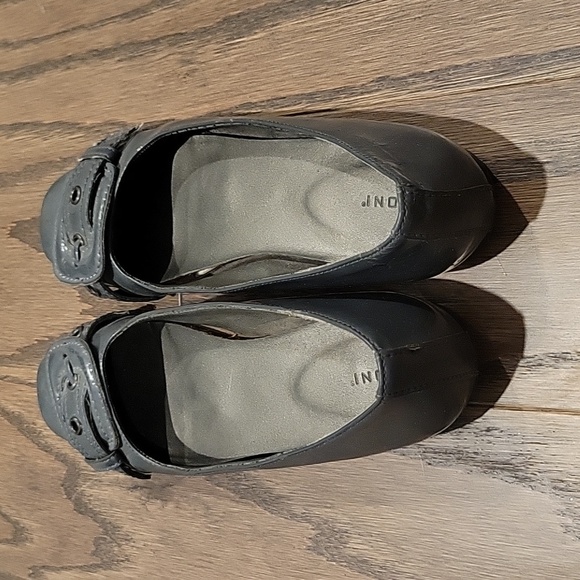 Grey Ballet flats - Picture 2 of 3